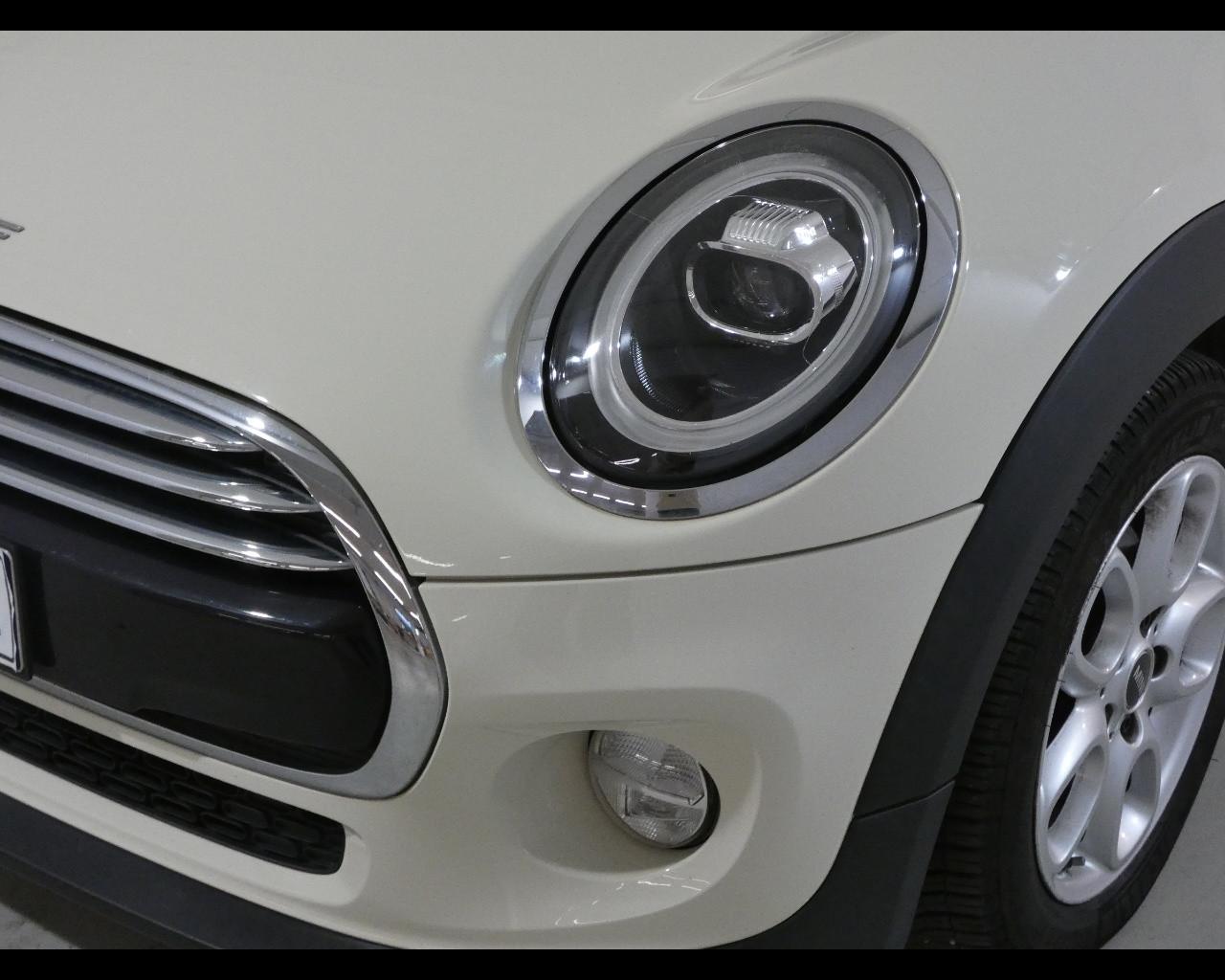 MINI Mini 5 porte (F55) - Mini 1.5 Cooper D Hype 5 porte