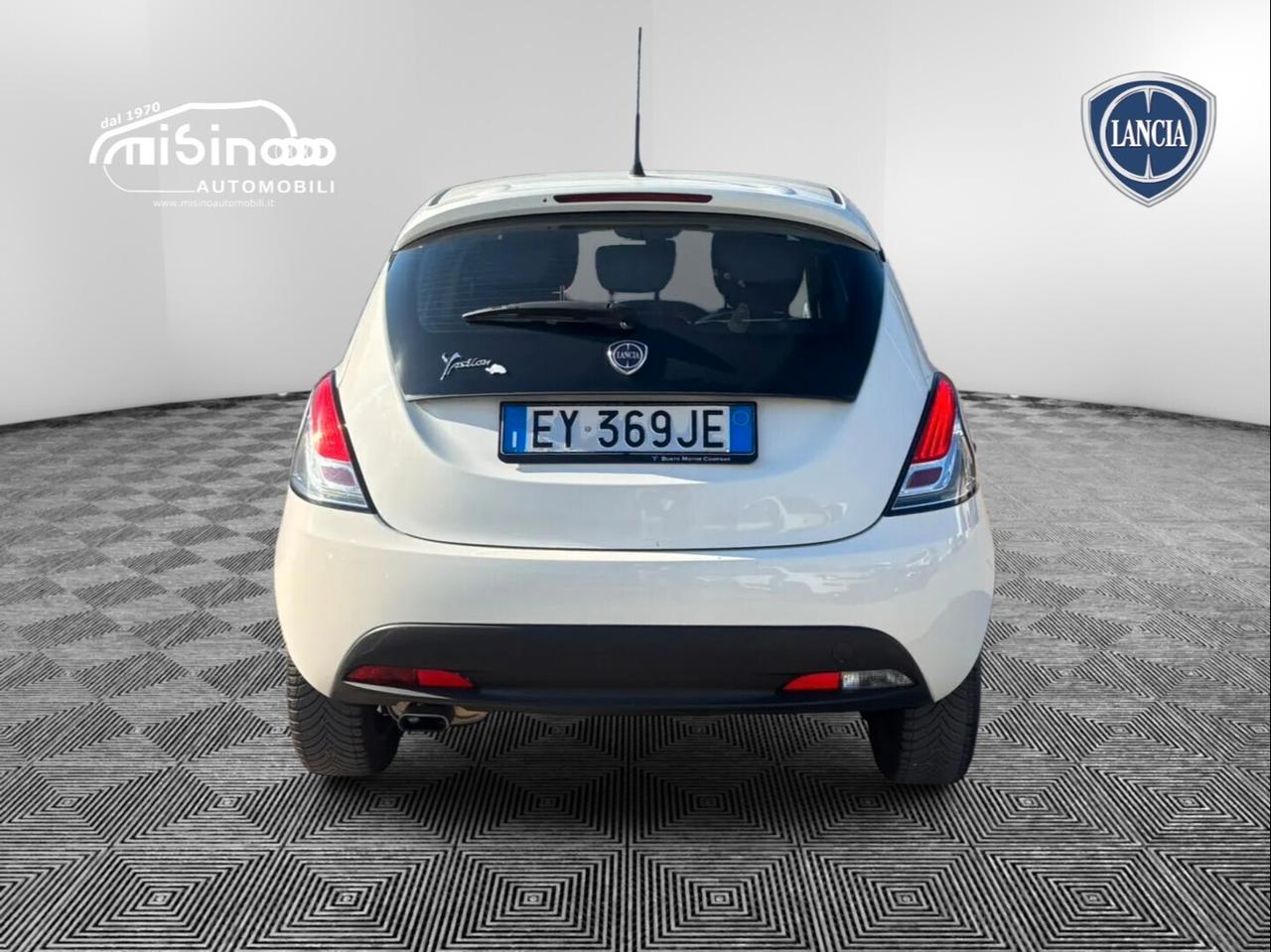 Lancia Ypsilon 5 porte - 2015