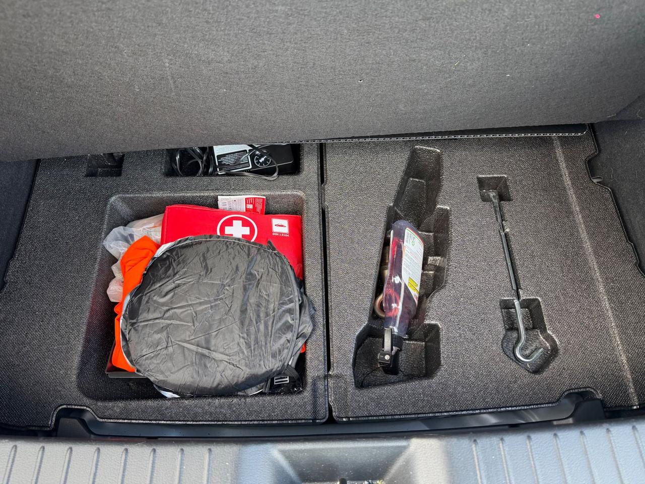 Mazda 3 Homura 2.0 E-SkyActiv-G MHEV *PROMO #9267