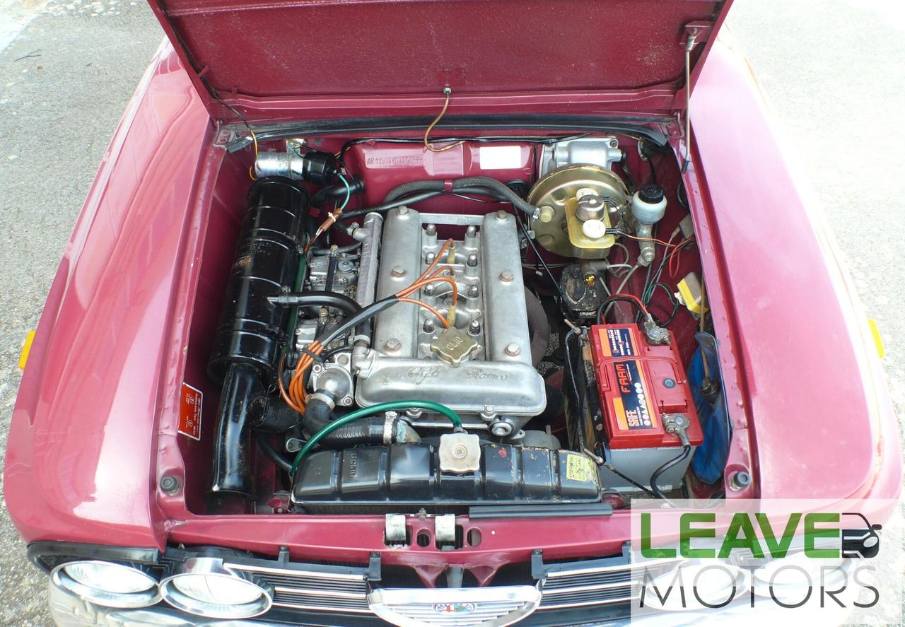 Alfa Romeo Giulia Nuova 1300 (M1525)