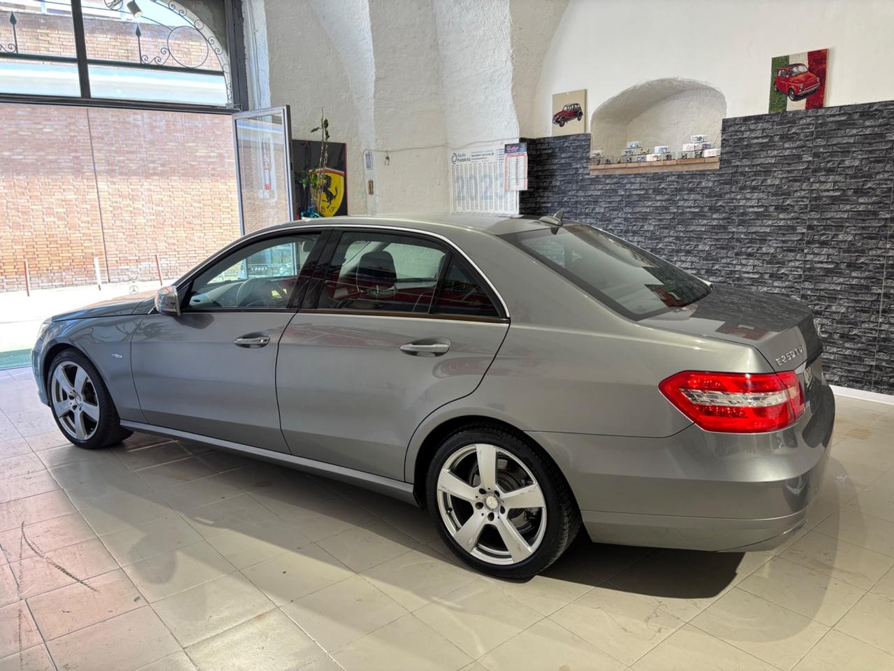 Mercedes-benz E 250 CDI BlueEFFICIENCY 4M. Avantgarde