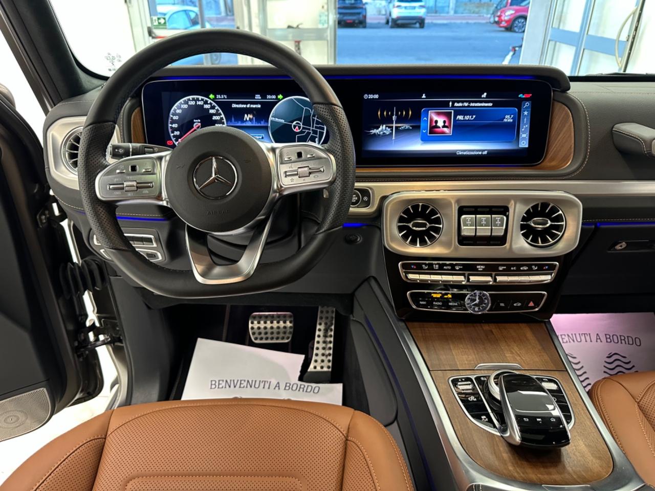 MERCEDES - BENZ- CLASS (G) 400 D (AMG LINE)