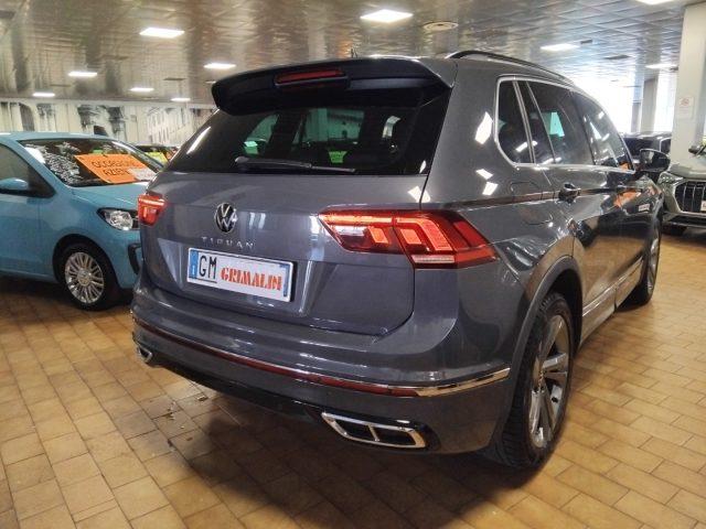 VOLKSWAGEN Tiguan 2.0 TDI 150 CV DSG R-Line 19"