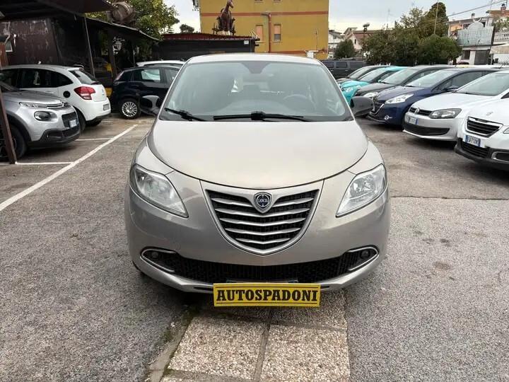 Lancia Ypsilon 1.2 69 CV 5 porte GPL Ecochic Platinum