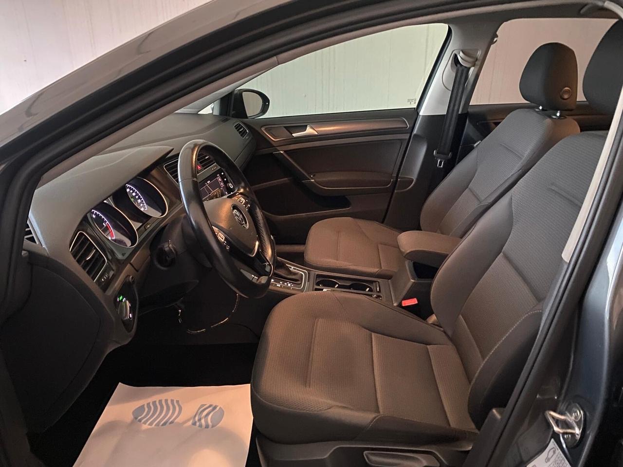 Volkswagen Golf 1.6 7.5 TDI 115 CV 5p. Business BlueMotion Technology