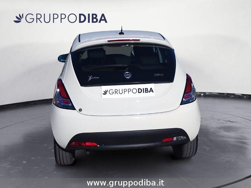 Lancia Ypsilon III 2021 1.0 firefly hybrid Silver s&s 70cv 5p.ti