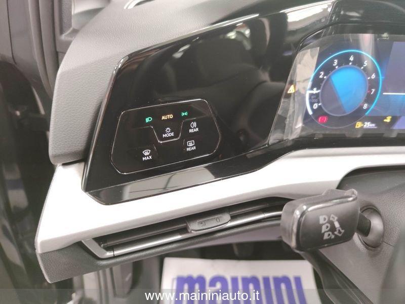 Volkswagen Golf 1.0 TSI 110cv EVO Life + Car Play "SUPER PROMO"