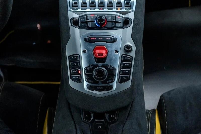 Lamborghini Aventador 6.5 V12 NOLEGGIO LUNGO TERMINE - LEASING FULL INCLUSIVE