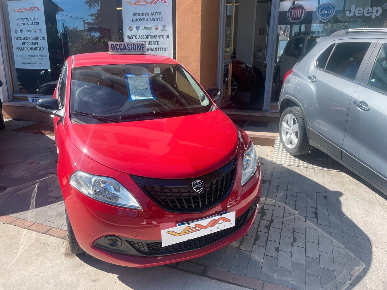Lancia Ypsilon 1.0 FireFly 5 porte S&S Hybrid Oro