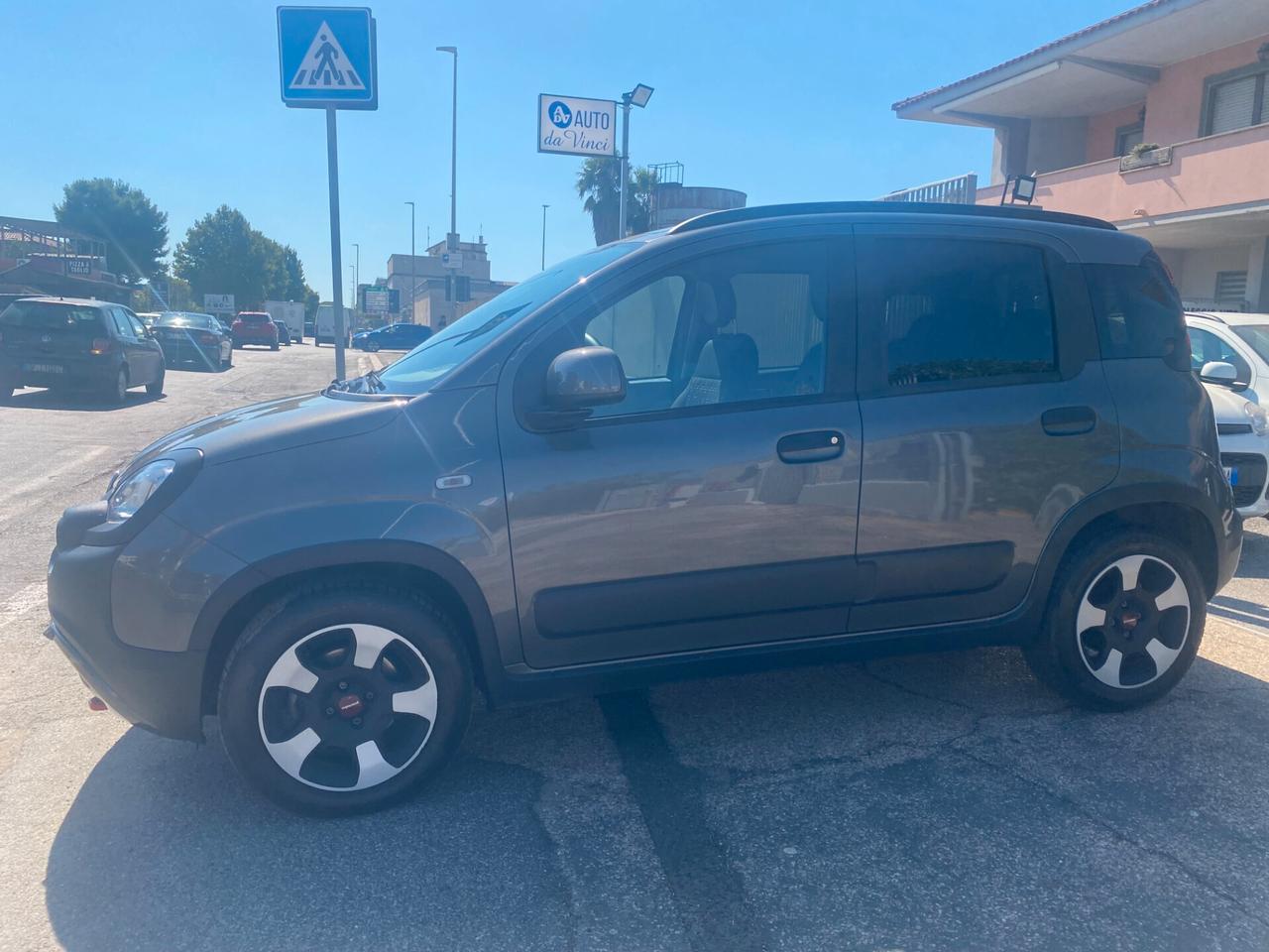 FIAT Panda 1.0 hybrid 5posti CROSS RadioAPP-PREZZO REALE