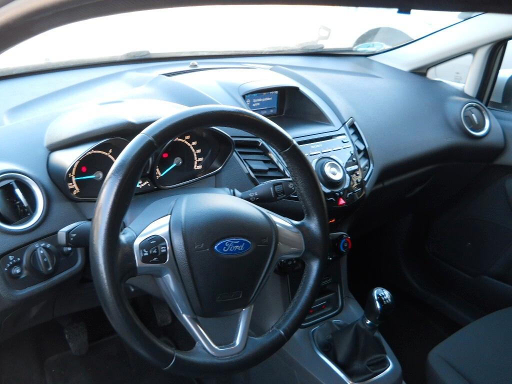 Ford Fiesta 1.6 TDCi 95CV 5 porte Individual