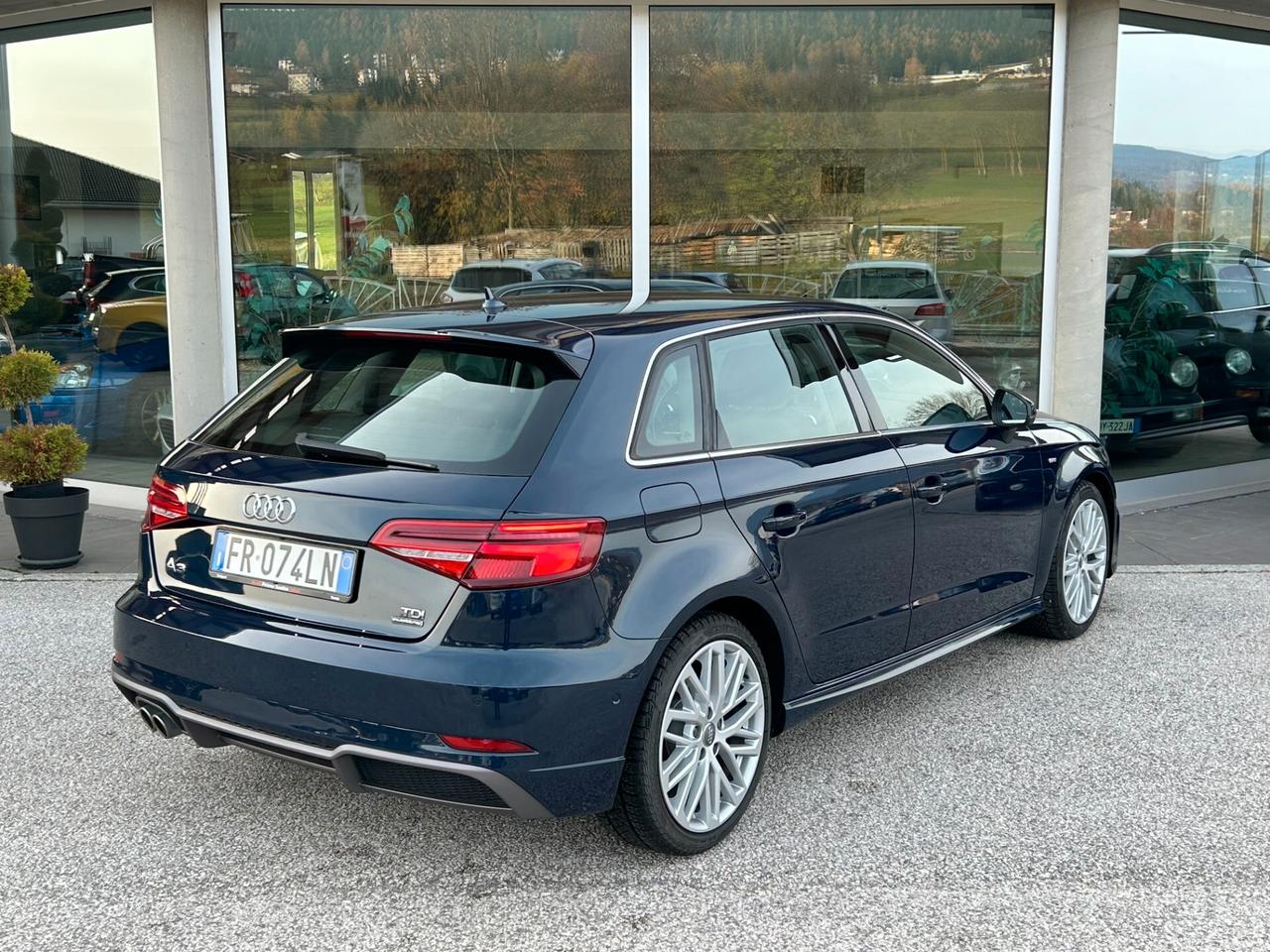 Audi A3 S-LINE SPB 2.0 TDI 184 CV S tronic quattro 4x4