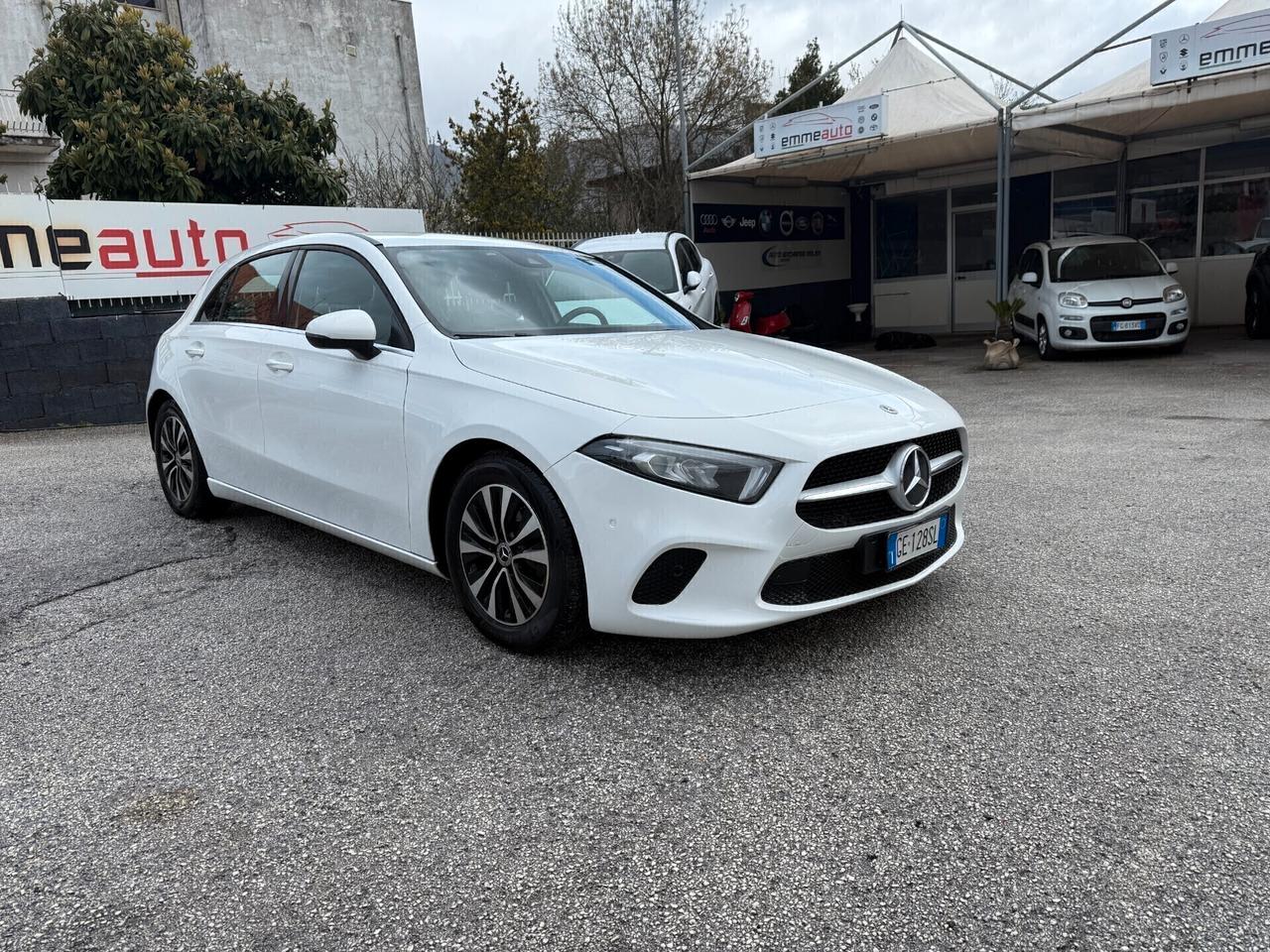 Mercedes-benz A 180 A 180 d Automatic Premium