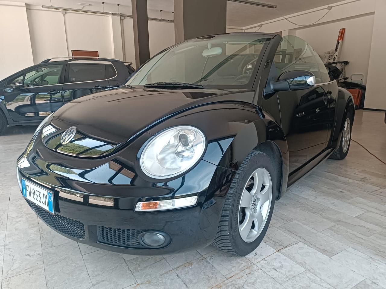 Volkswagen New Beetle 1.4 16V Cabrio OK NEOPATENTATI