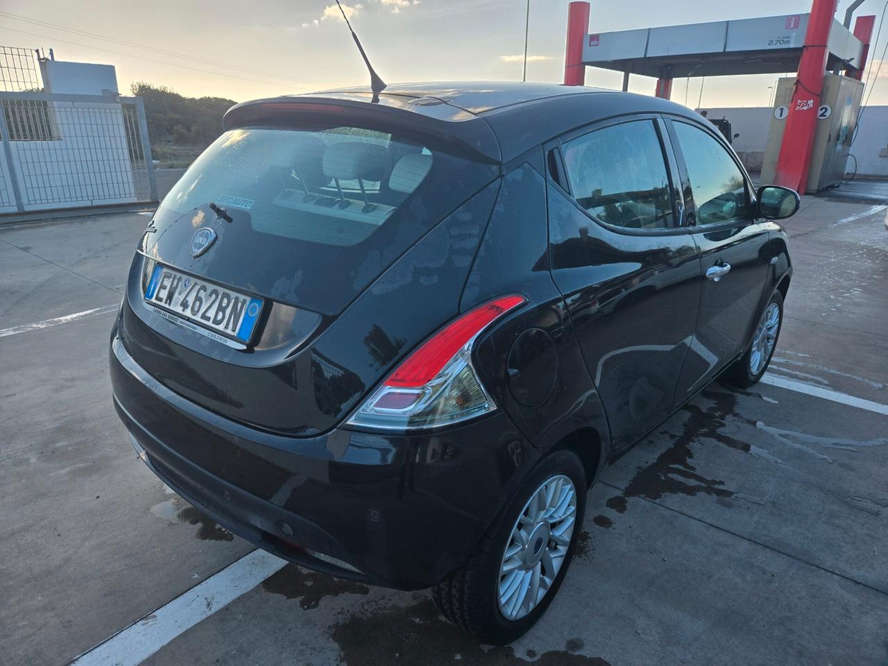 Lancia Ypsilon 1.3 MJT 16V 95 CV 5 porte S&S Silver