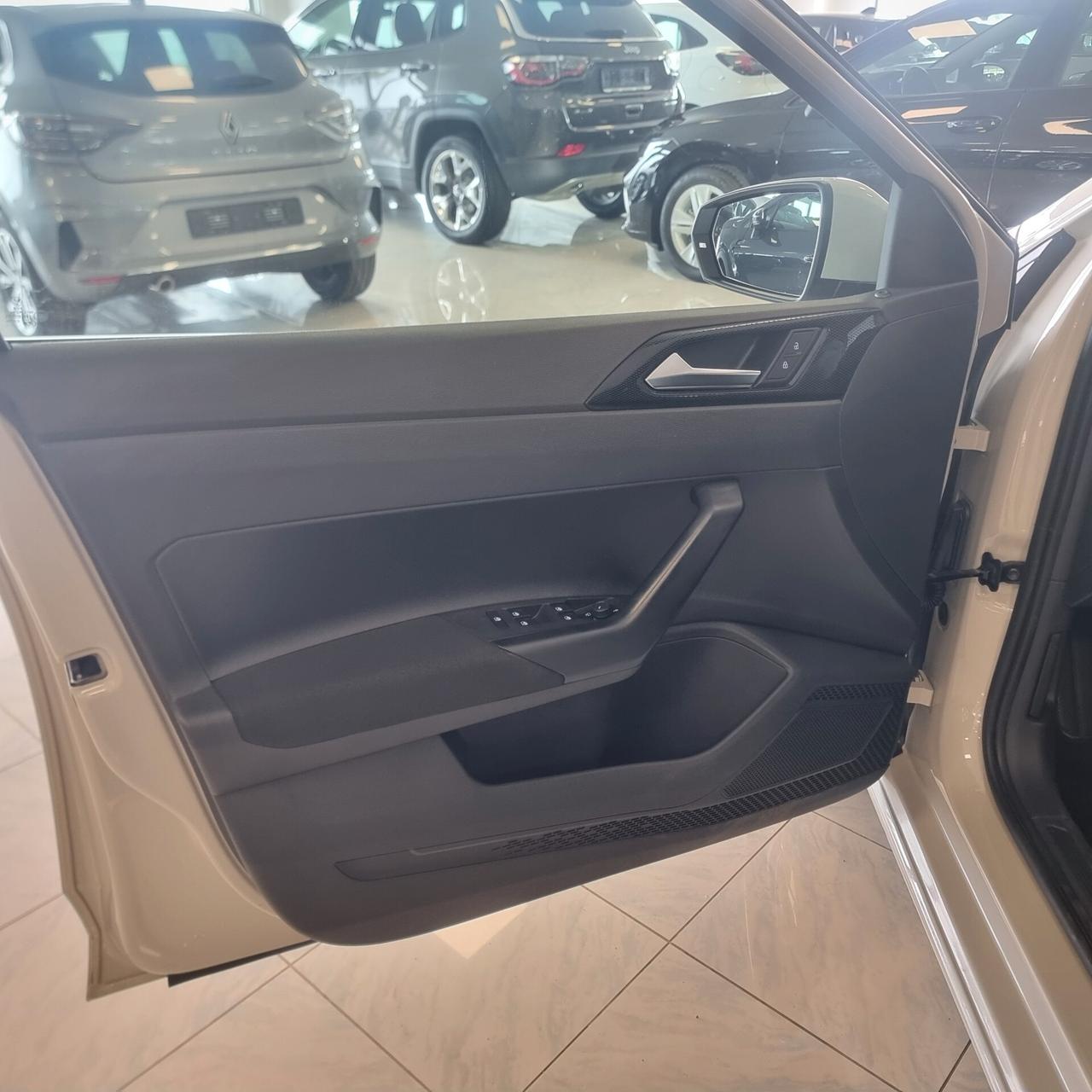 VOLKSWAGEN POLO EDITION PLUS 1.0 TSI 95cv DSG Cambio Automatico