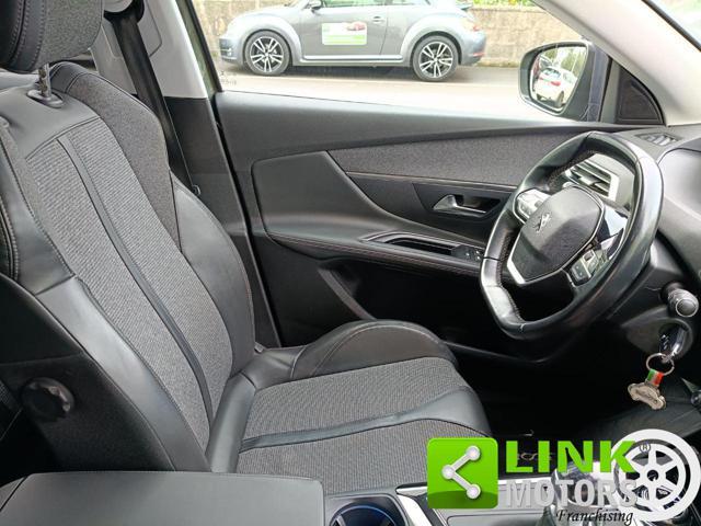 PEUGEOT 3008 BlueHDi 120 S&S Allure