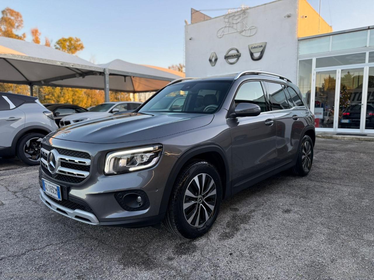 MERCEDES-BENZ GLB 180 d Automatic Business EXTRA DOPPIO TETTO PANORAMICO