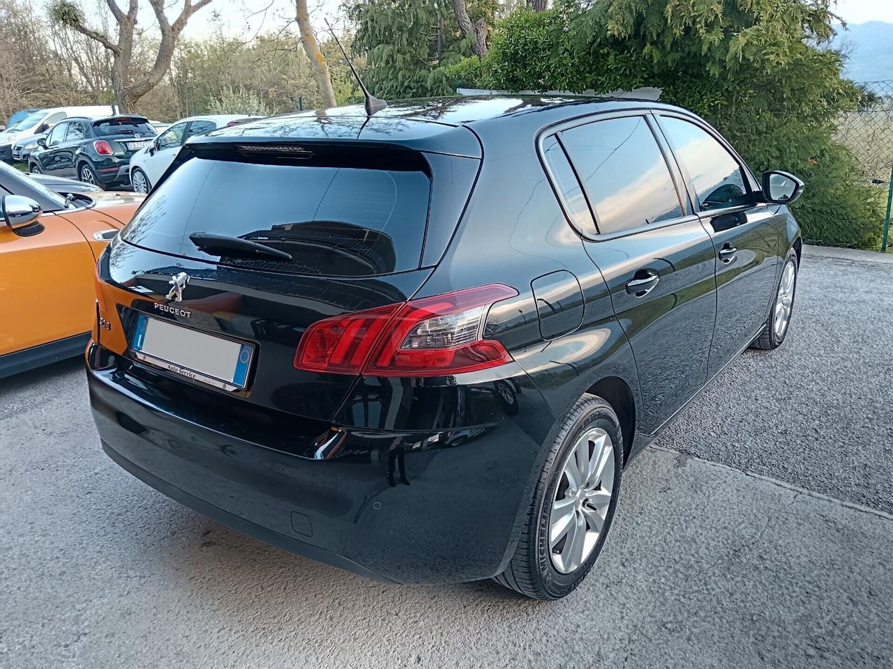 Peugeot 308 1.6 BLUEHDI 120CV NEOPATENTATI