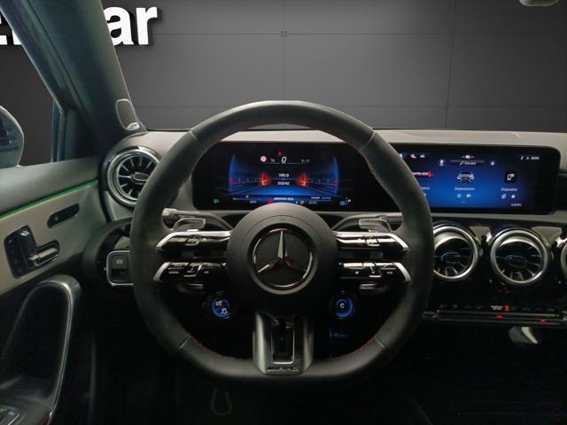 MERCEDES-BENZ A 35 AMG 4Matic Premium