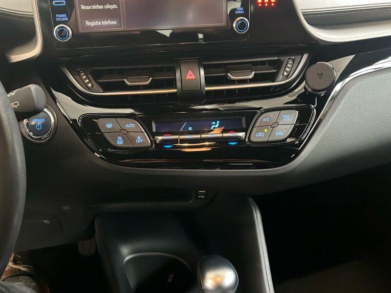 Toyota C-HR 1.8H (122CV) E-CVT Active