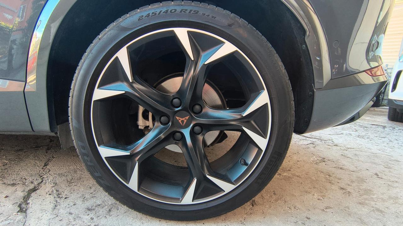 Cupra Formentor 1.4 E-HYBRID DSG 204cv