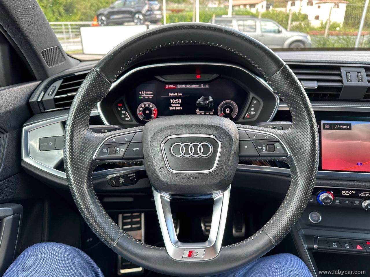AUDI Q3 35 TFSI S line edition