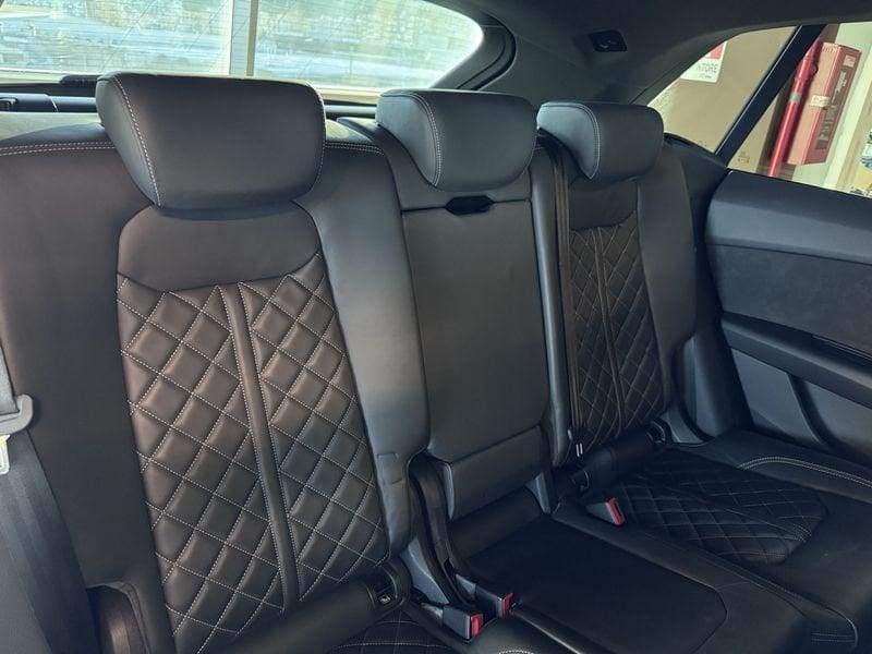 Audi Q8 50 TDI 286cv quattro tiptronic Sport