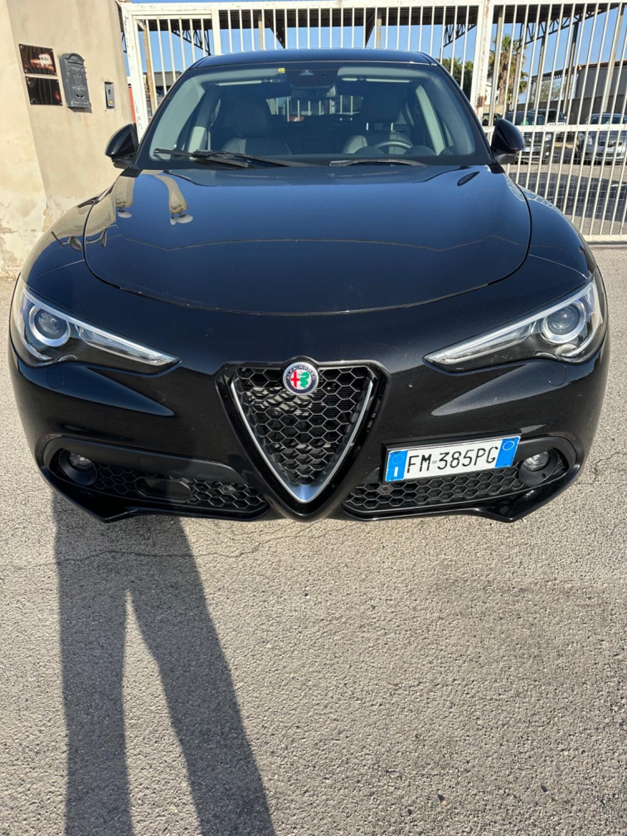 Alfa Romeo Stelvio 2.2 Turbodiesel 180 CV AT8 RWD Executive