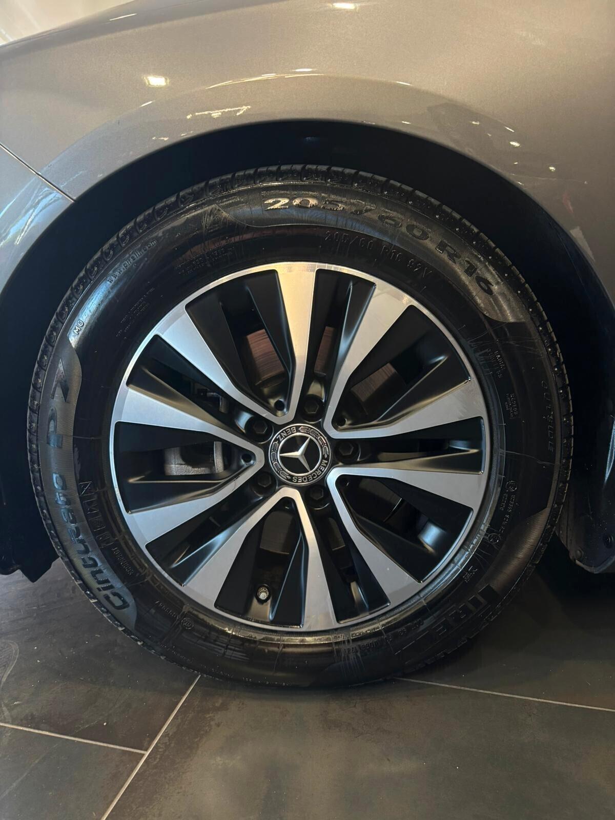 Mercedes-benz A 180 d Automatic Business Extra