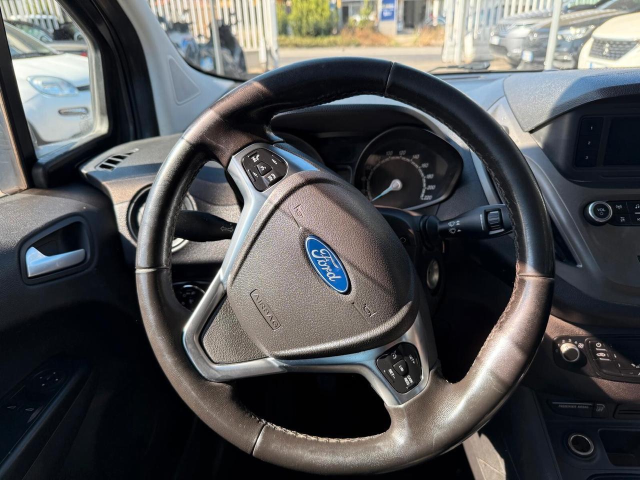 Ford Tourneo Courier 1.5 TDCI 100 CV Plus