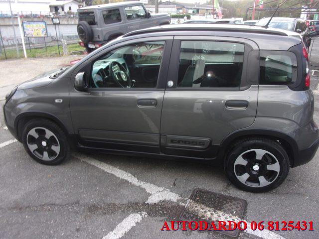 FIAT Panda 1.0 Hybrid Cross