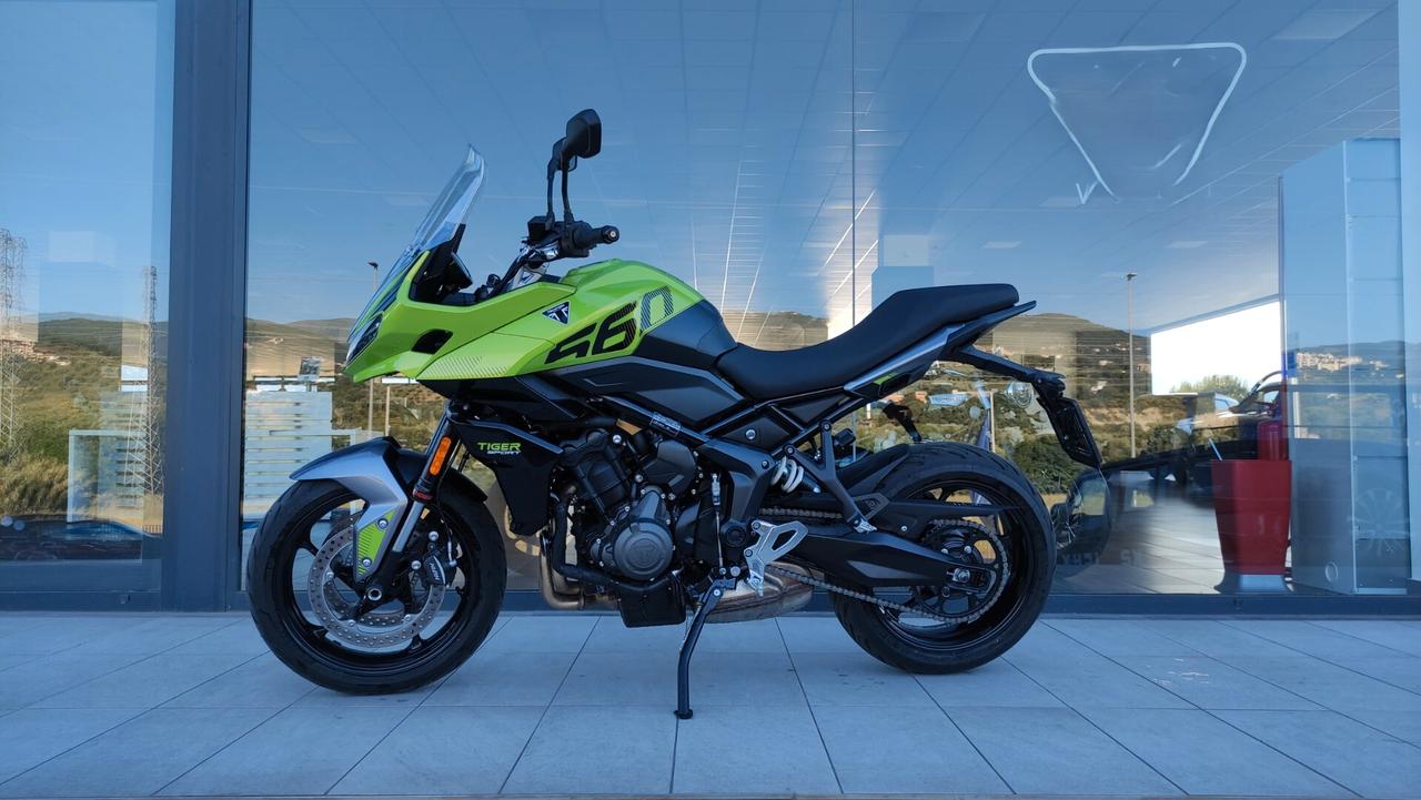 NUOVA TIGER SPORT 660 AZIENDALE