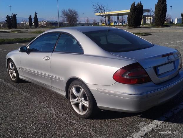 MERCEDES-BENZ CLK 270 CDI Avantgarde Autom. full