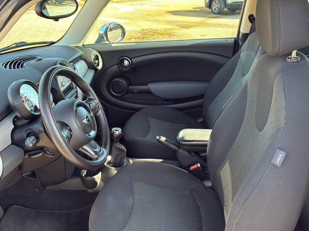 Mini Cooper 1.6 Cooper