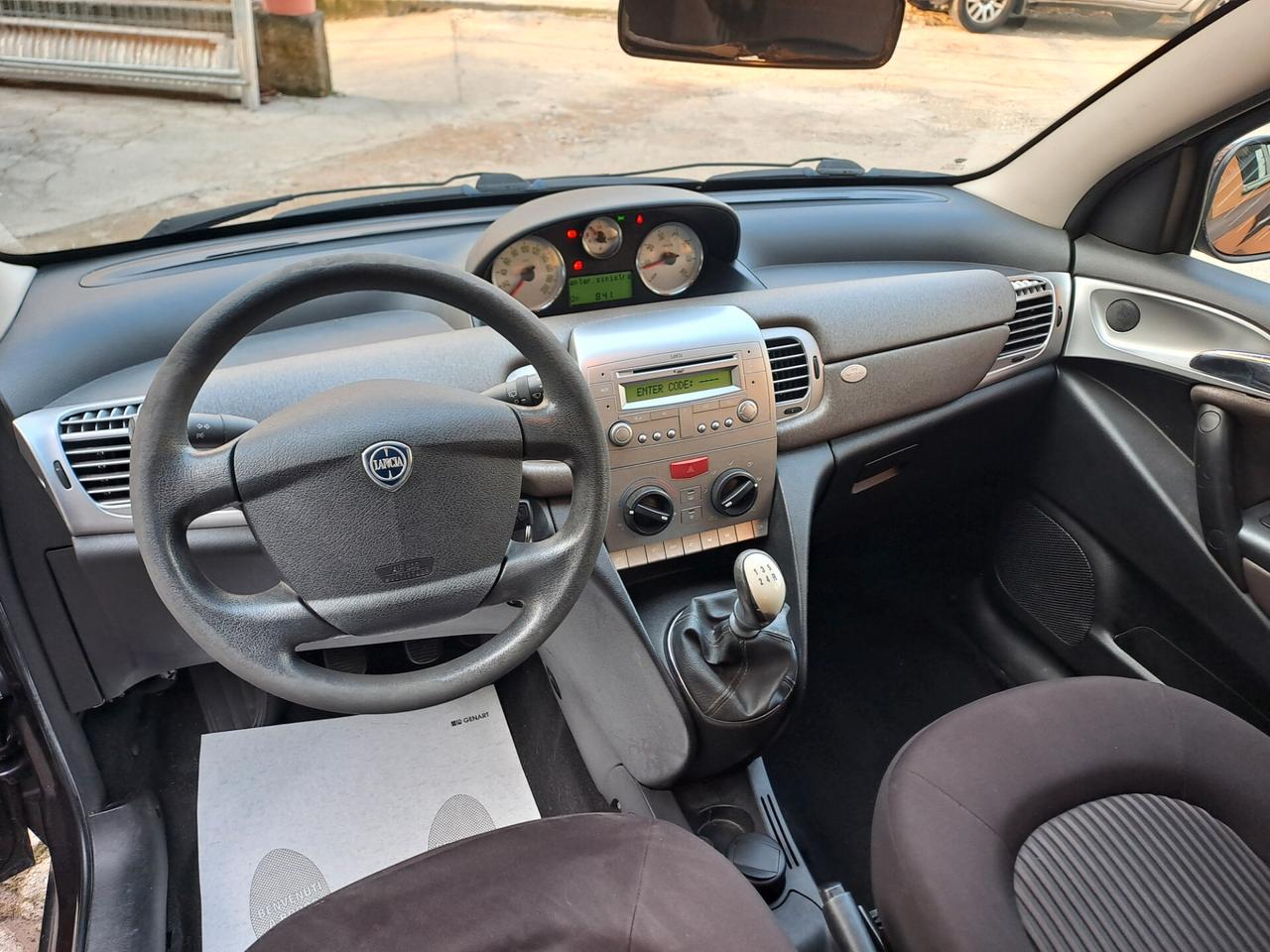 LANCIA YPSILON 1.2 BENZINA *OK NEOPATENTATI*