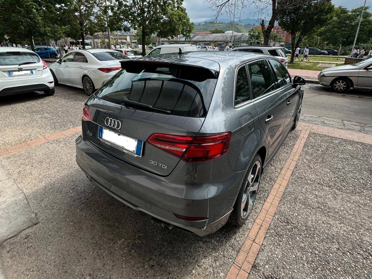Audi A3 1.6 S tronic S-line 116cv - 2019