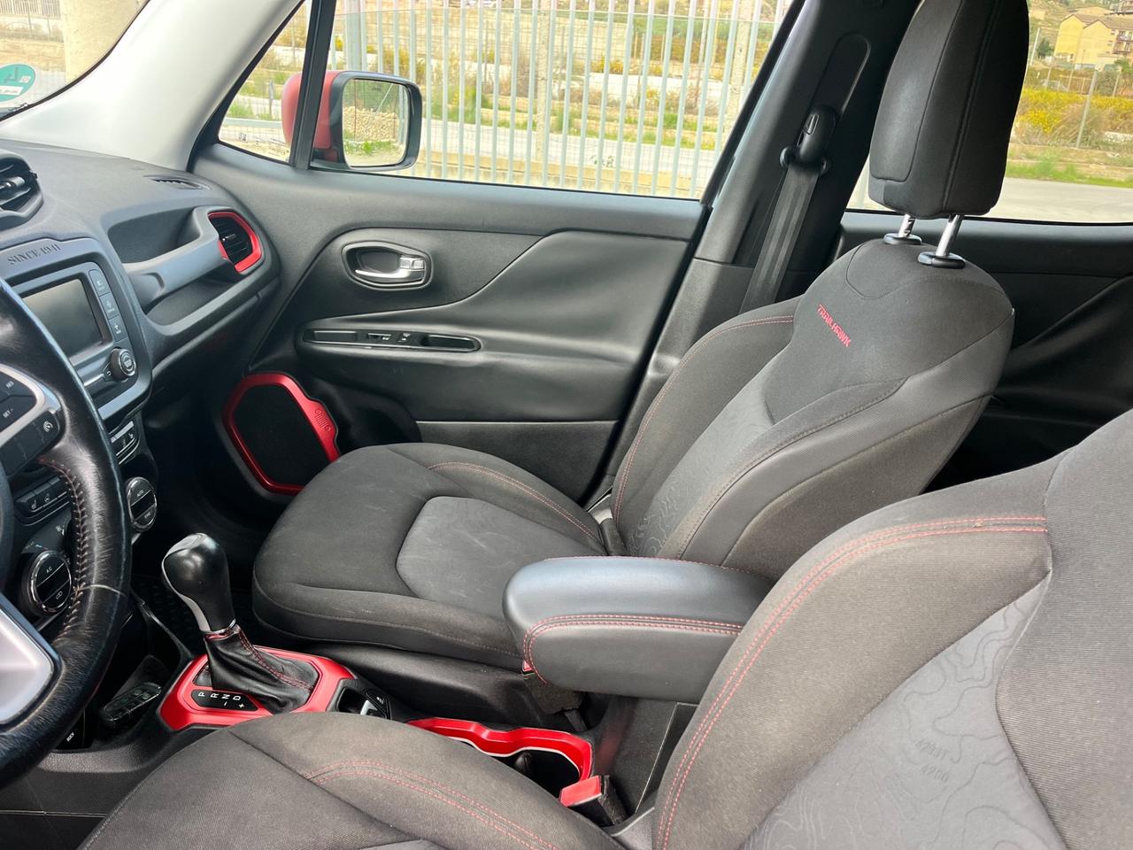 Jeep Renegade 2.0 Mjt 170CV 4WD Active Drive Low Trailhawk