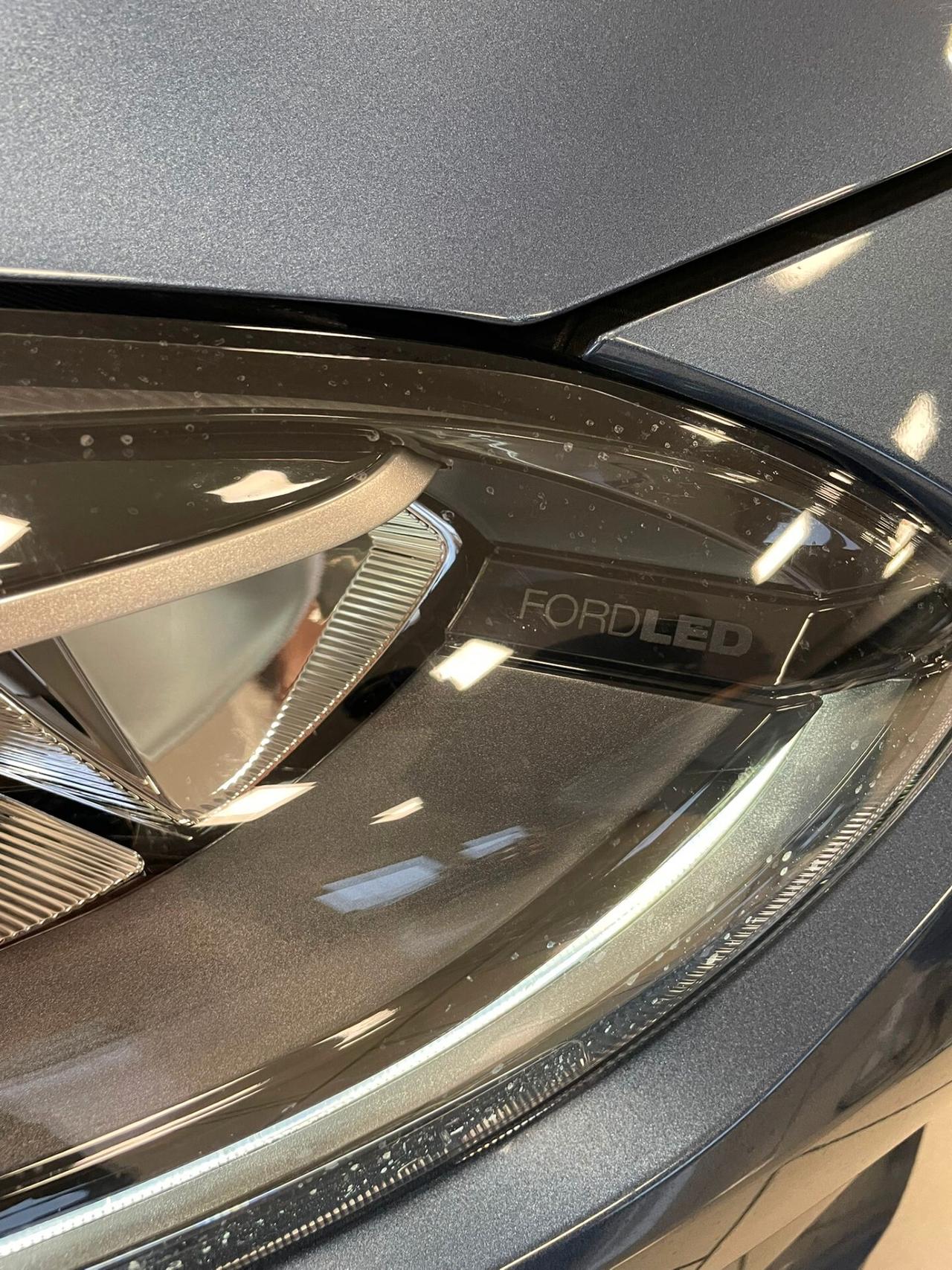 Ford Fiesta 1.0 Ecoboost Hybrid 125 CV 5 porte ST-Line