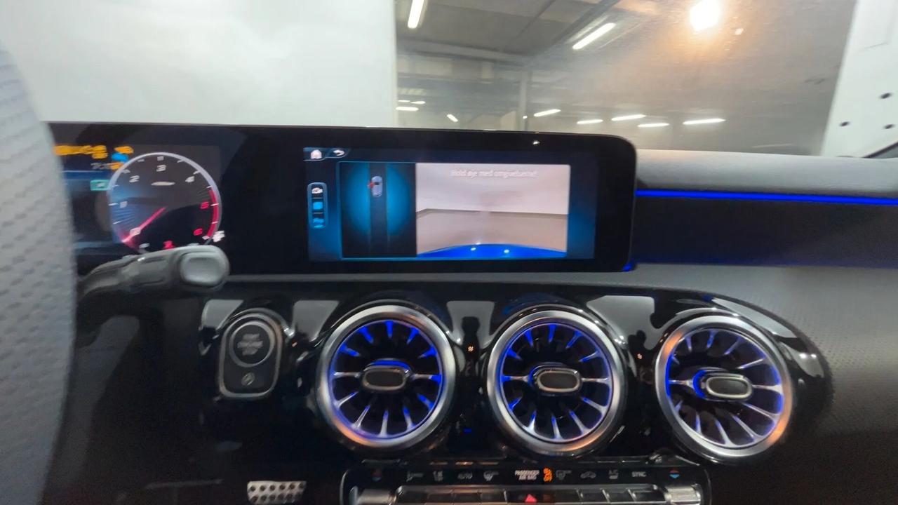 Mercedes-benz A 200 d Automatic AMG Line Advanced Plus