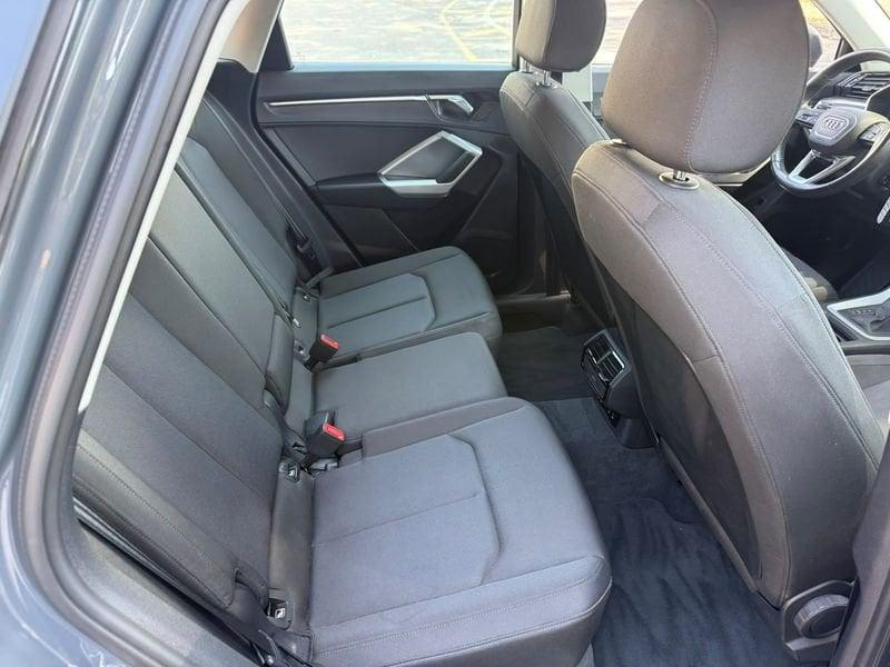 Audi Q3 2.0 35 TDI Business S Tronic