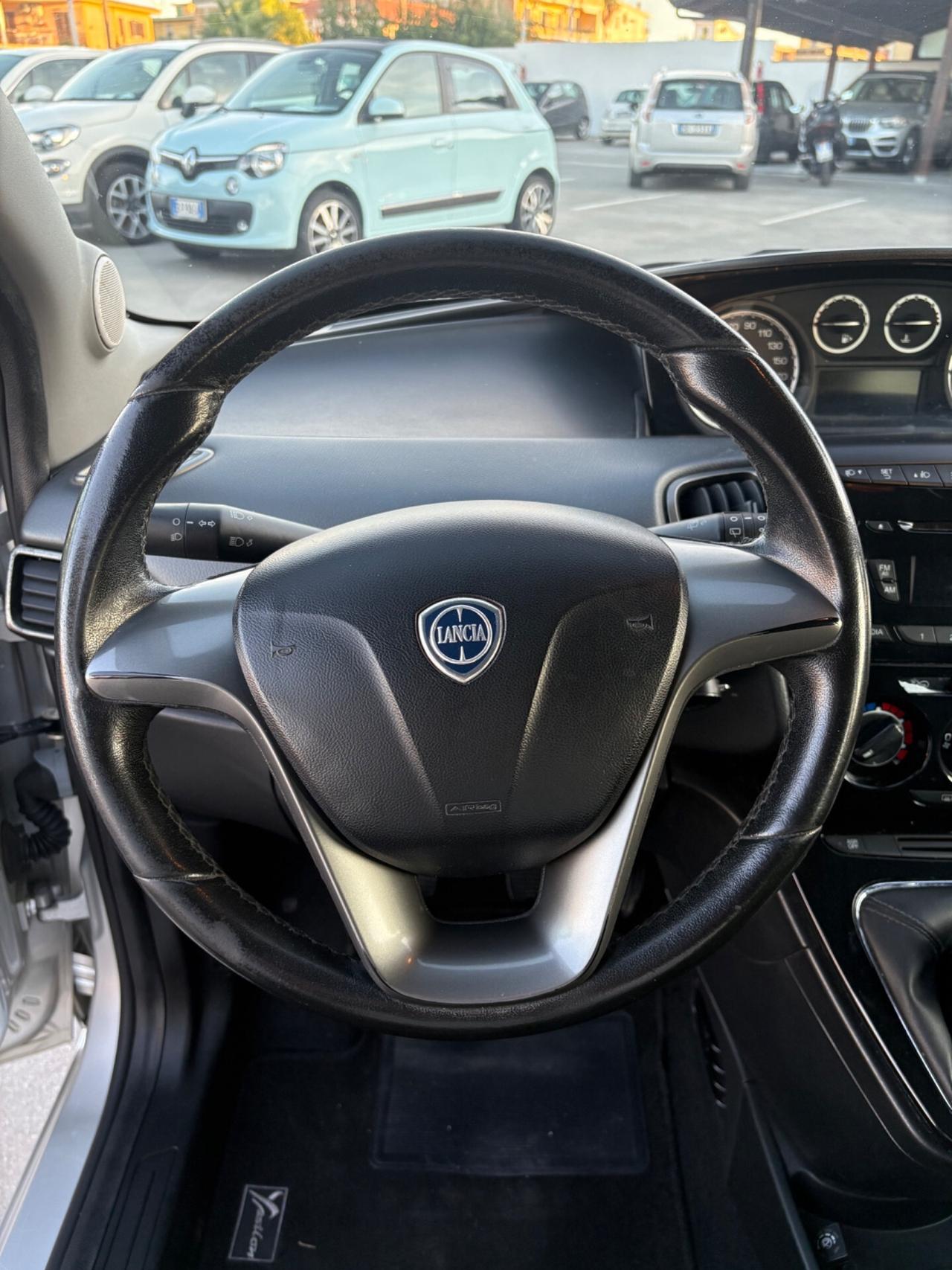 Lancia Ypsilon 1.2 69 S&S Platinum GPL