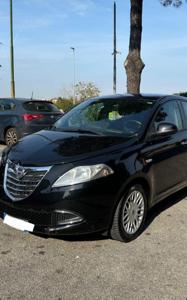 LANCIA Ypsilon 1.2 69 CV 5 porte S&S Gold