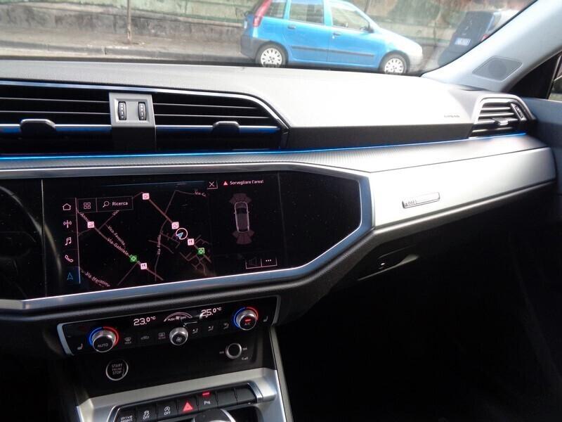 Audi Q3 SPB 35 TDI S tronic Total BLACK