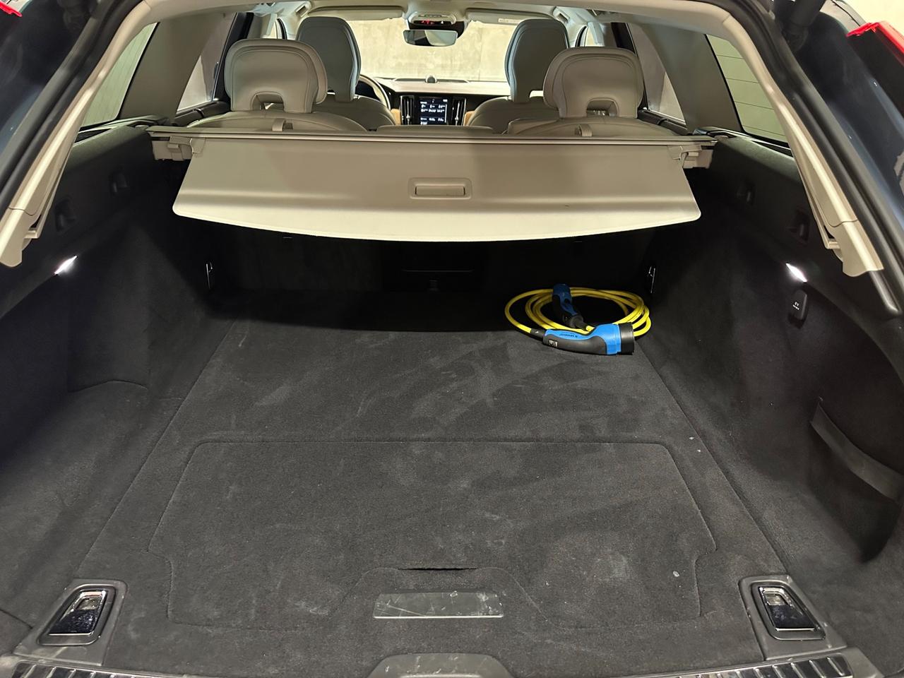 Volvo V90 T8 Twin Engine AWD Geartronic Inscription