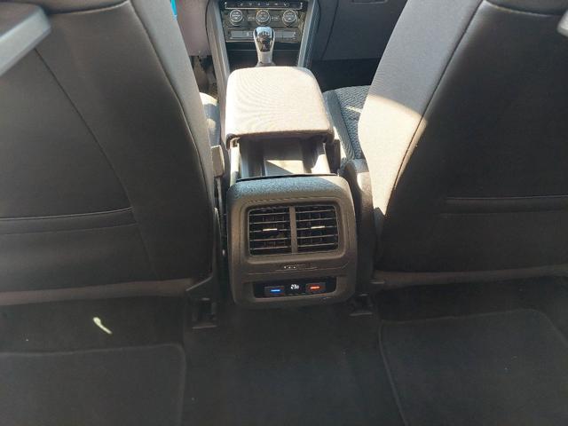 VOLKSWAGEN Touran 1.5 TSI ACT Business BlueMotion Technology