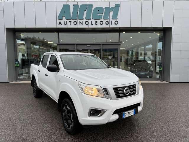 Nissan Navara 2.3dci d.cab Visia 4wd 163cv '19 Gancio Tapparella