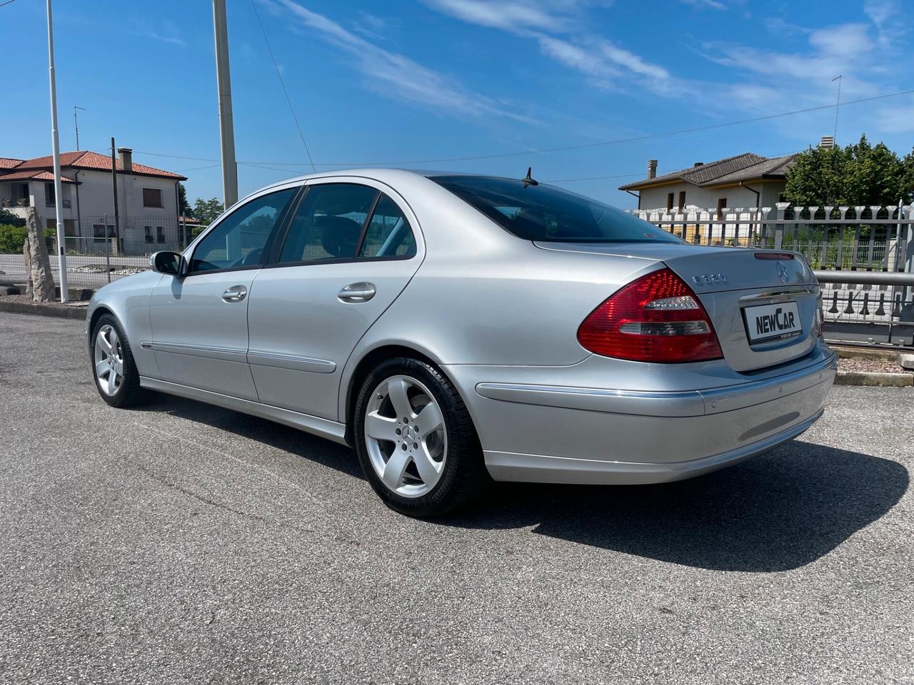 Mercedes-Benz E 320 V6 Avantgarde
