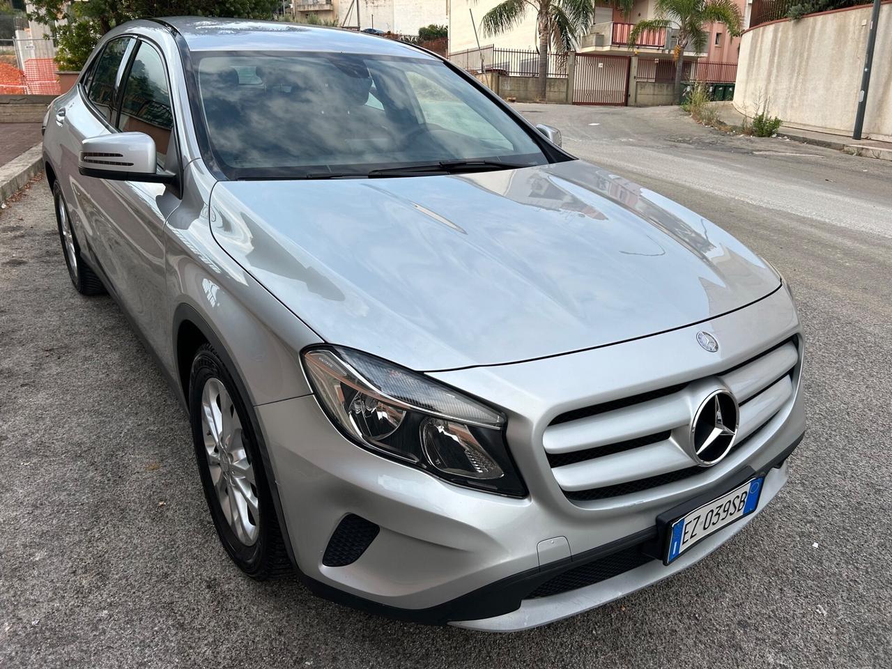 Mercedes-benz GLA 180 d Executive