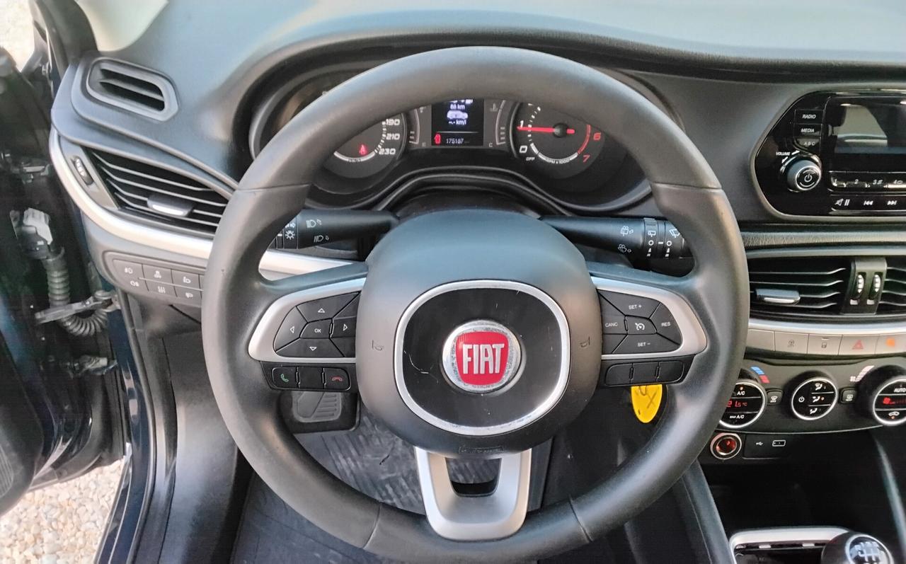 Fiat Tipo 1.6 Mjt S&S 5 porte S-Design